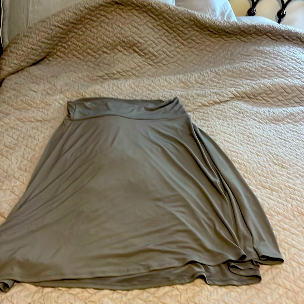 Lularoe azure skirt